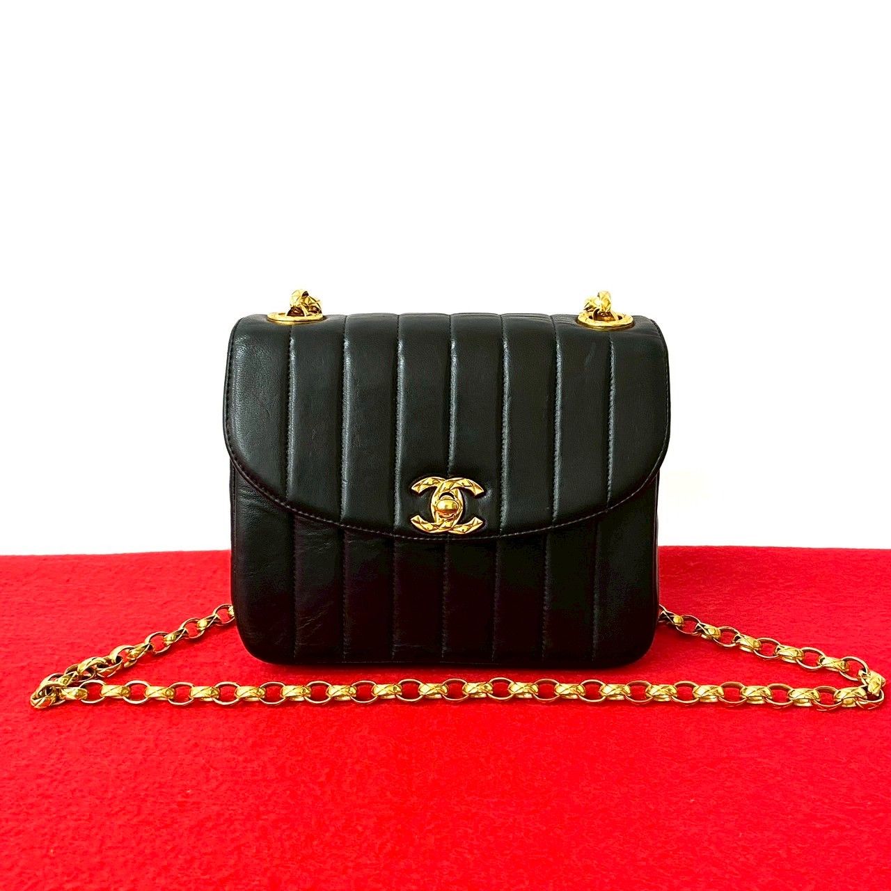 美品 CHANEL シャネル ショルダーバッグ ラムスキン ブラック シール 極 美品 シール有 2番台 CHANEL シャネル ヴィンテージ ココ