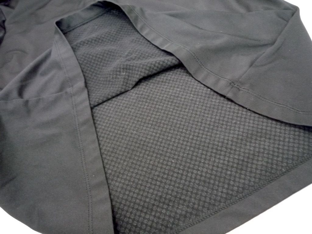 オープンネック