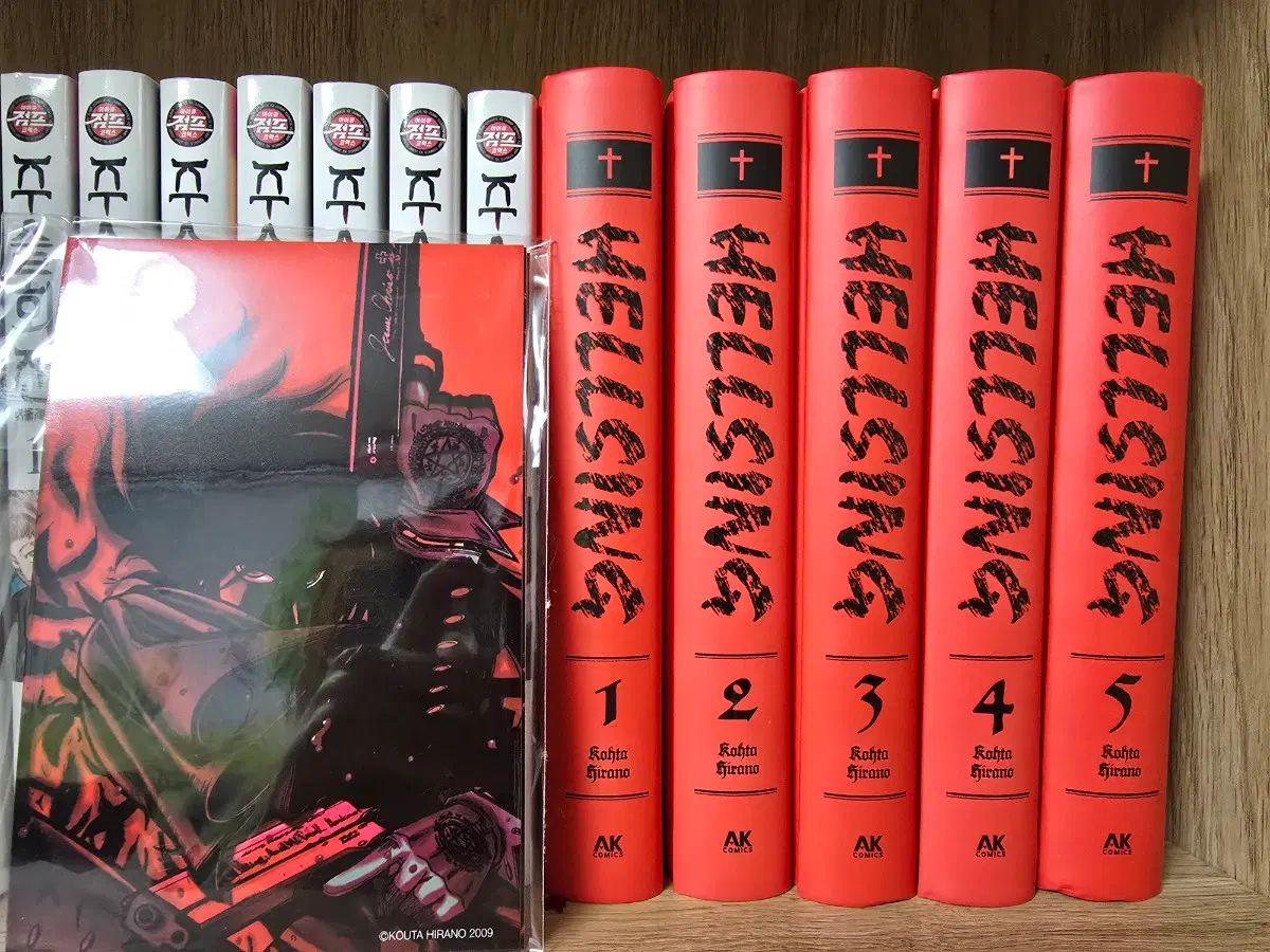 ヘルシング 1 5 完結 ハードカバー版 限定モデル オール 初回版 漫画 セット