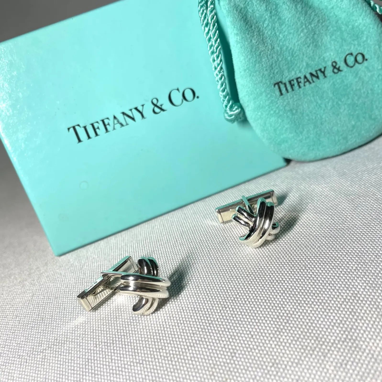 【希少】ティファニー　シグネチャー　カフス　カフリンクス　シルバー　美品 美品 廃盤 Tiffany ティファニー シグネチャークロス スターリング