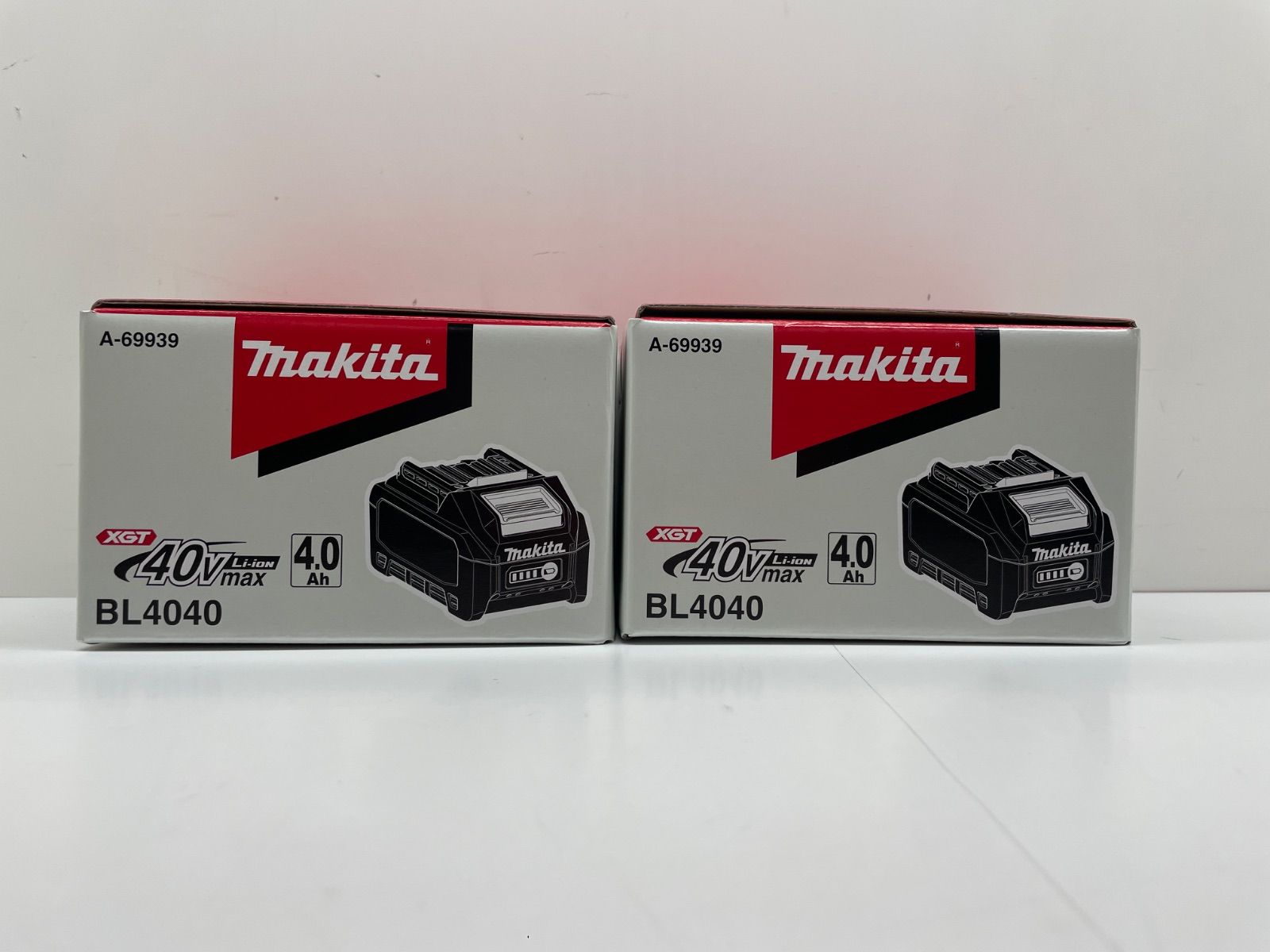 【新品未使用開封品　2個セット】 メーカー：Makita（マキタ） 品名：40V リチウムイオンバッテリー 型番： BL4040 4.0Ah 2個セット