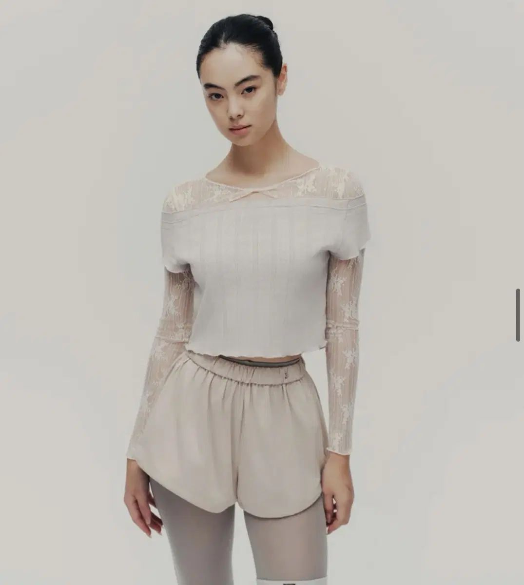 Typha サウナスーツ ショートパンツ Heated-Coated Puffer Shorts