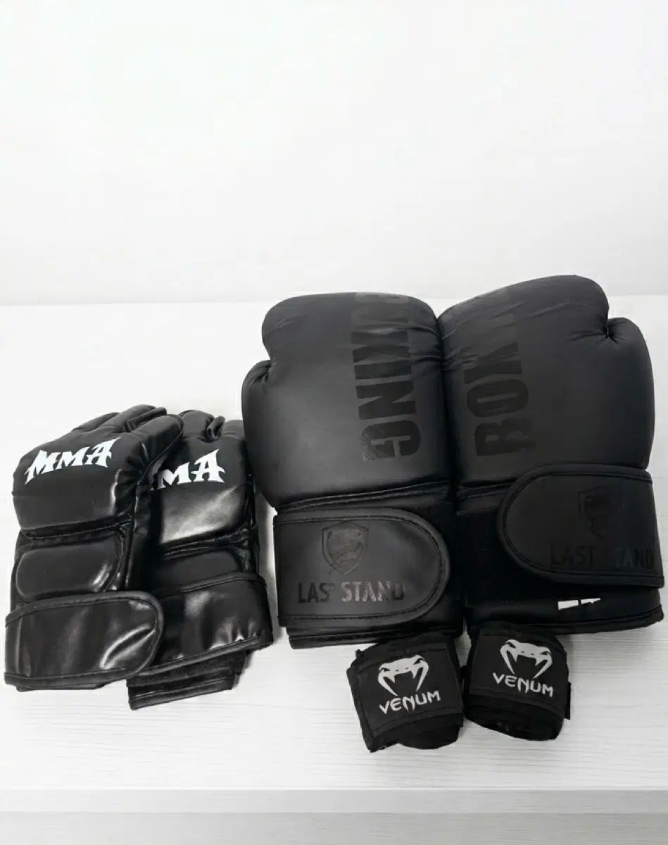 ボクシンググローブ MMAグローブ ハンドラップセット 5,783円