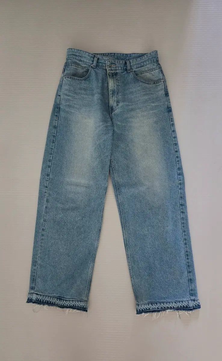 SYSTEM homme ワイド フィット デニム ズボン_32 ウエスト 9,984円