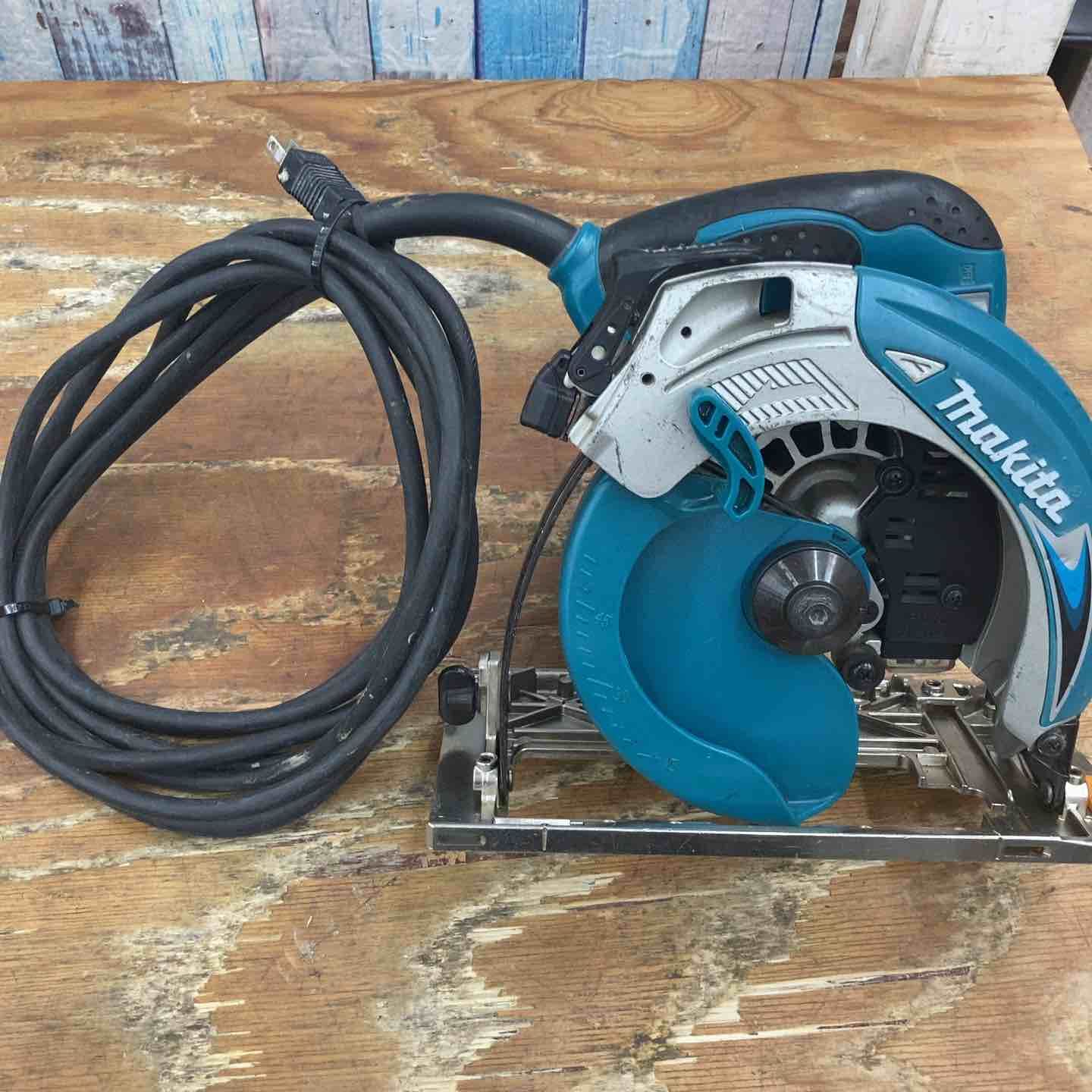 ★マキタ(makita) 165mm電気マルノコ 5637BA【柏店】