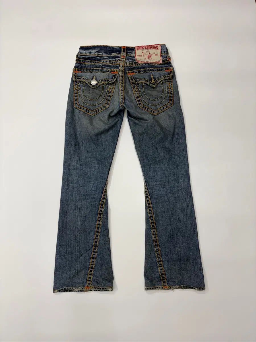 (28) TRUE RELIGION トゥルーレリジョン ジョイ BIG Tシャツ ワールドツアー ブーツカット ヴィンテージ デニムパンツ