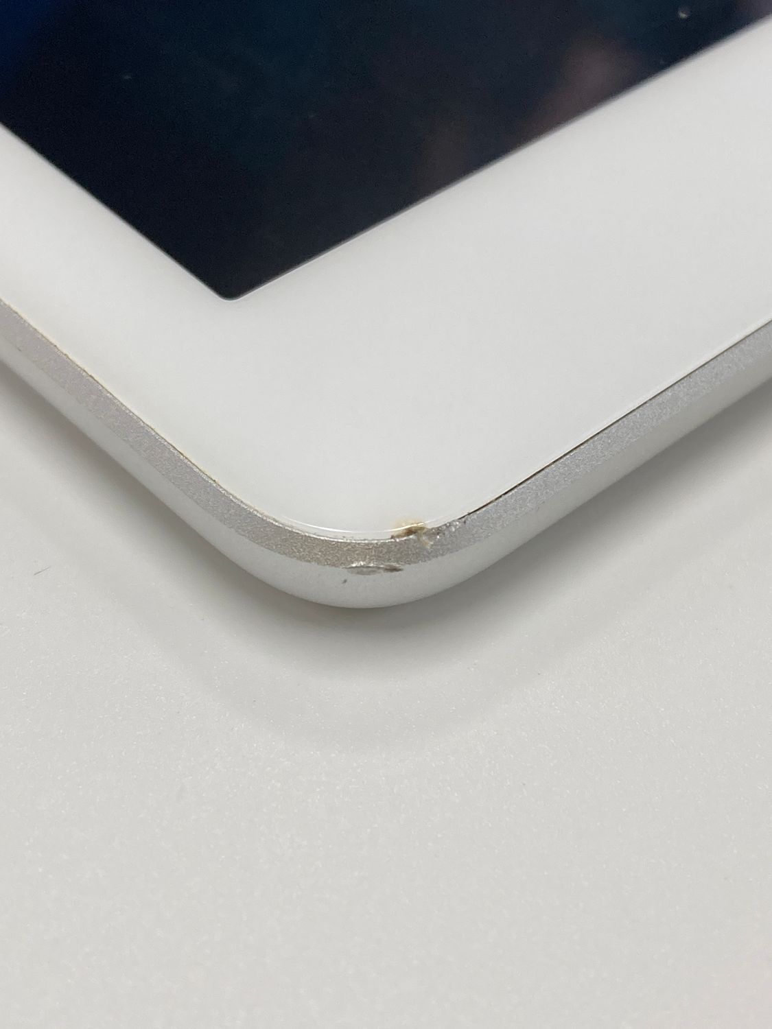 Apple iPad 第5世代 32GB シルバー バッテリー91％ - メルカリ