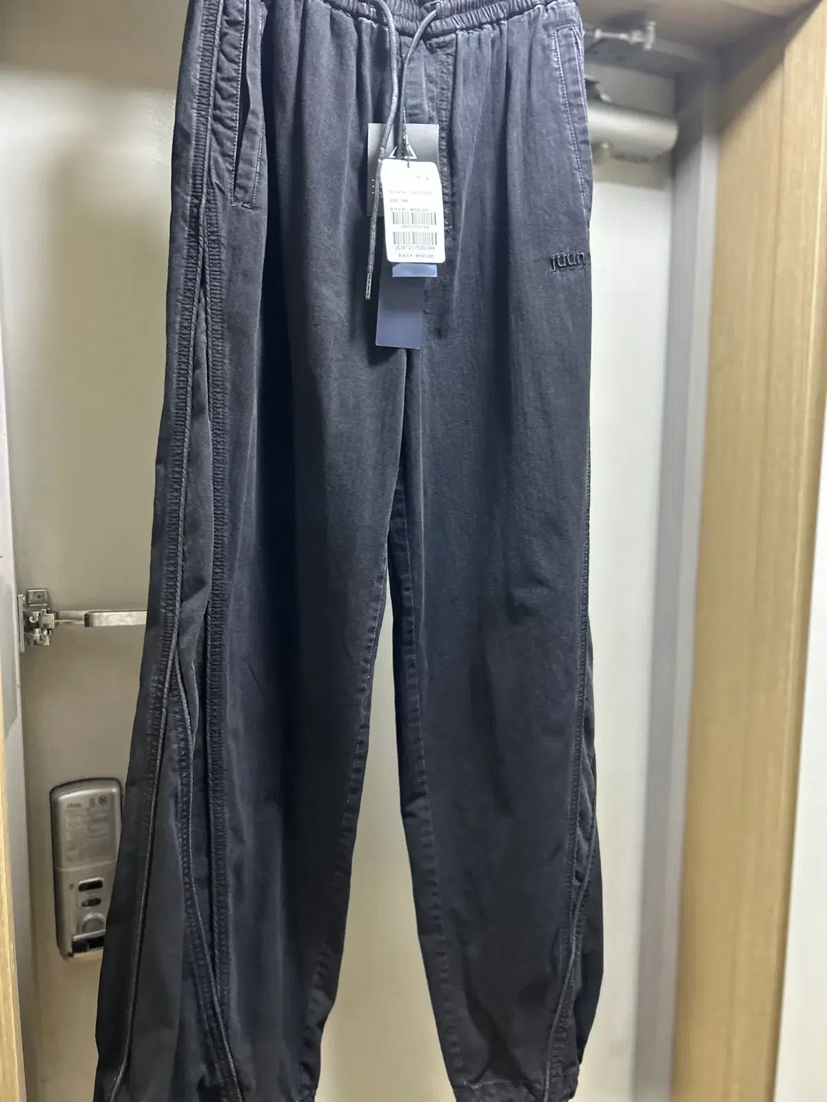 ジュンジ 26fw ヘリンボーン デニムサカー カラーブロック トラックパンツ 44 60,633円