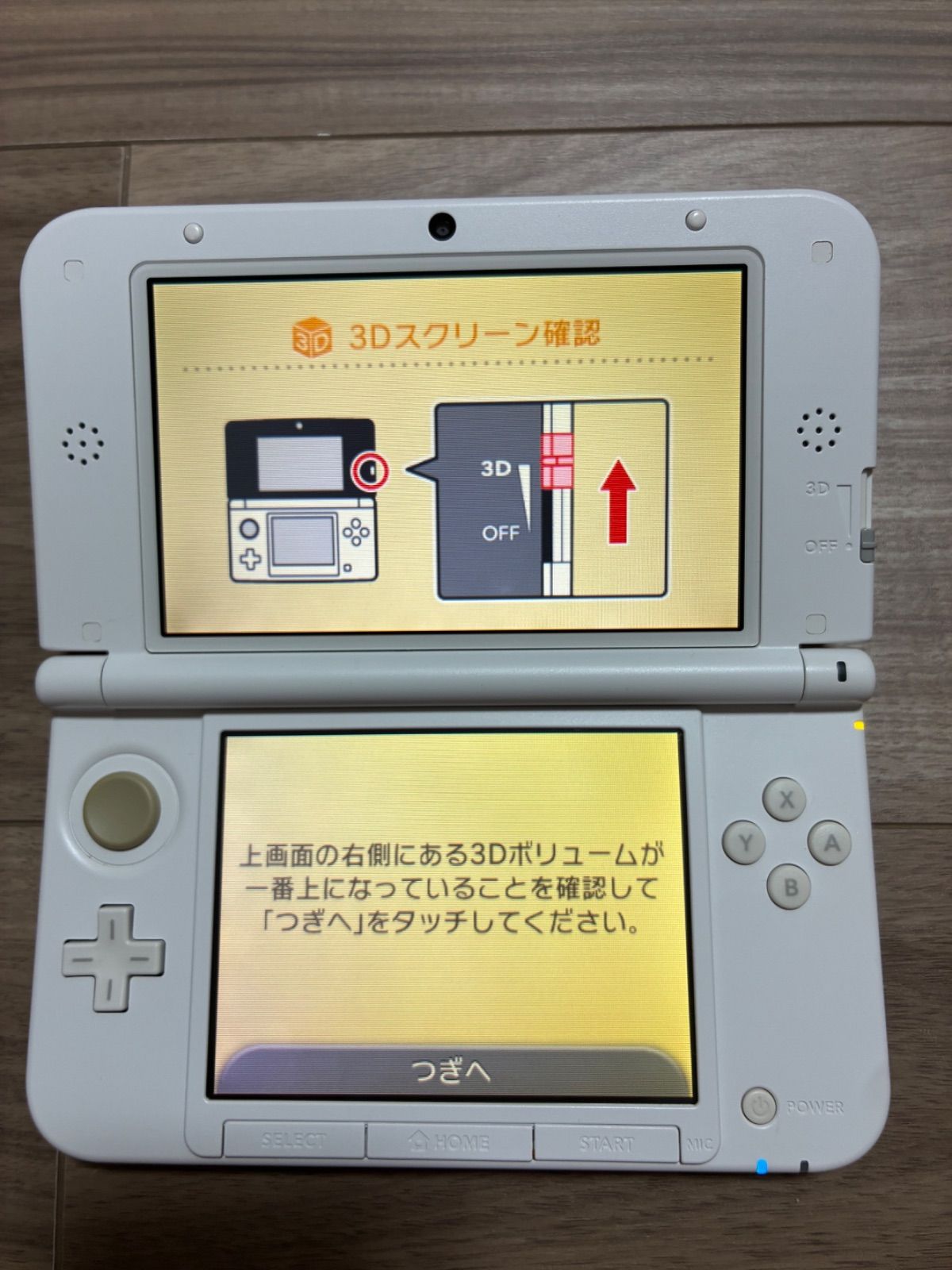 ニンニンテンドー3DSLL ピンク×ホワイト ニンニンテンドー3DSLL ピンク×ホワイト