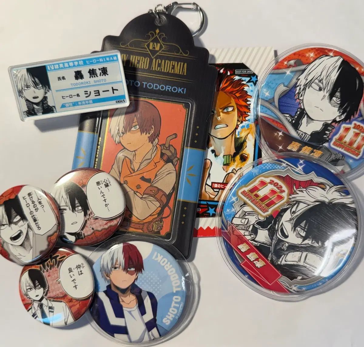 私 ヒーロー アカデミア 轟 誕生日 原画 アクリル 名札 バッジ セット