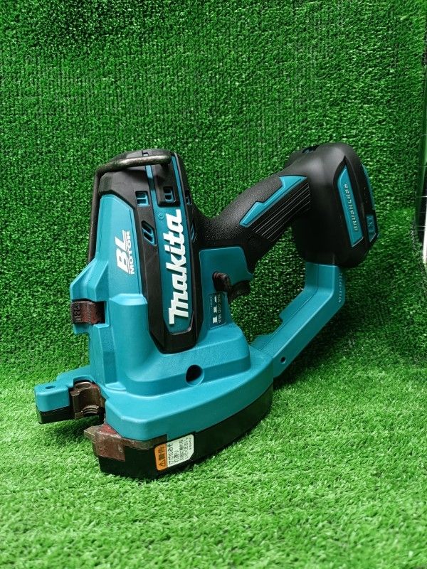 ◎マキタ(Makita) 充電式全ネジカッタ(本体のみ) SC102DZK (18/14.4V) 外装交換済み モータ異音なし、動作確認済み