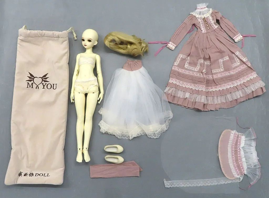 【中古】ドール Delia ホワイトスキン Girl 2-1 Three-Parts Body ウィッグ付き バストサイズS