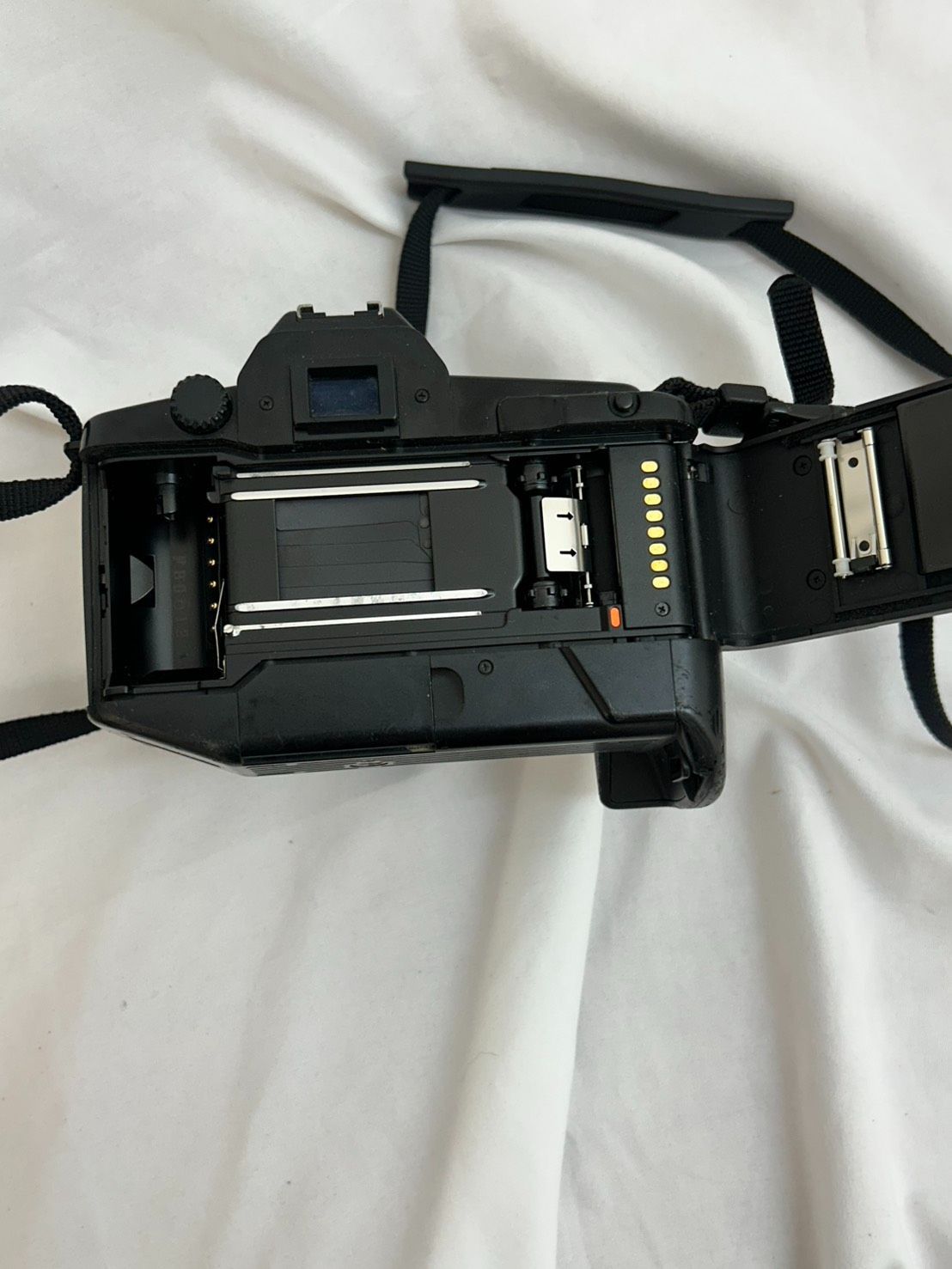 R【動作未確認】Canon キャノン EOS 650 イオス650 フィルム一眼レフ