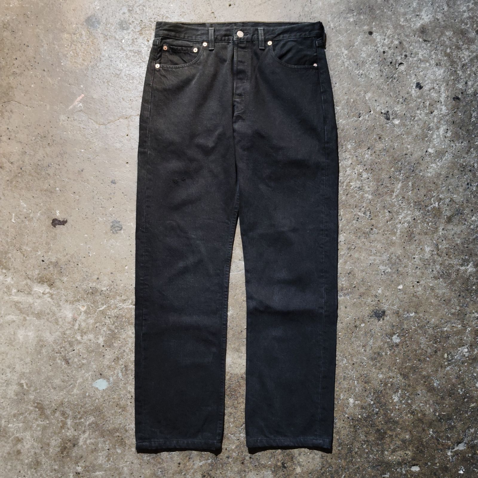 LEVI'S 90s USA製 先染め ブラック 501 デニム パンツ ボタン裏501 刻印 リーバイス 1990s W34 L36 16,100円
