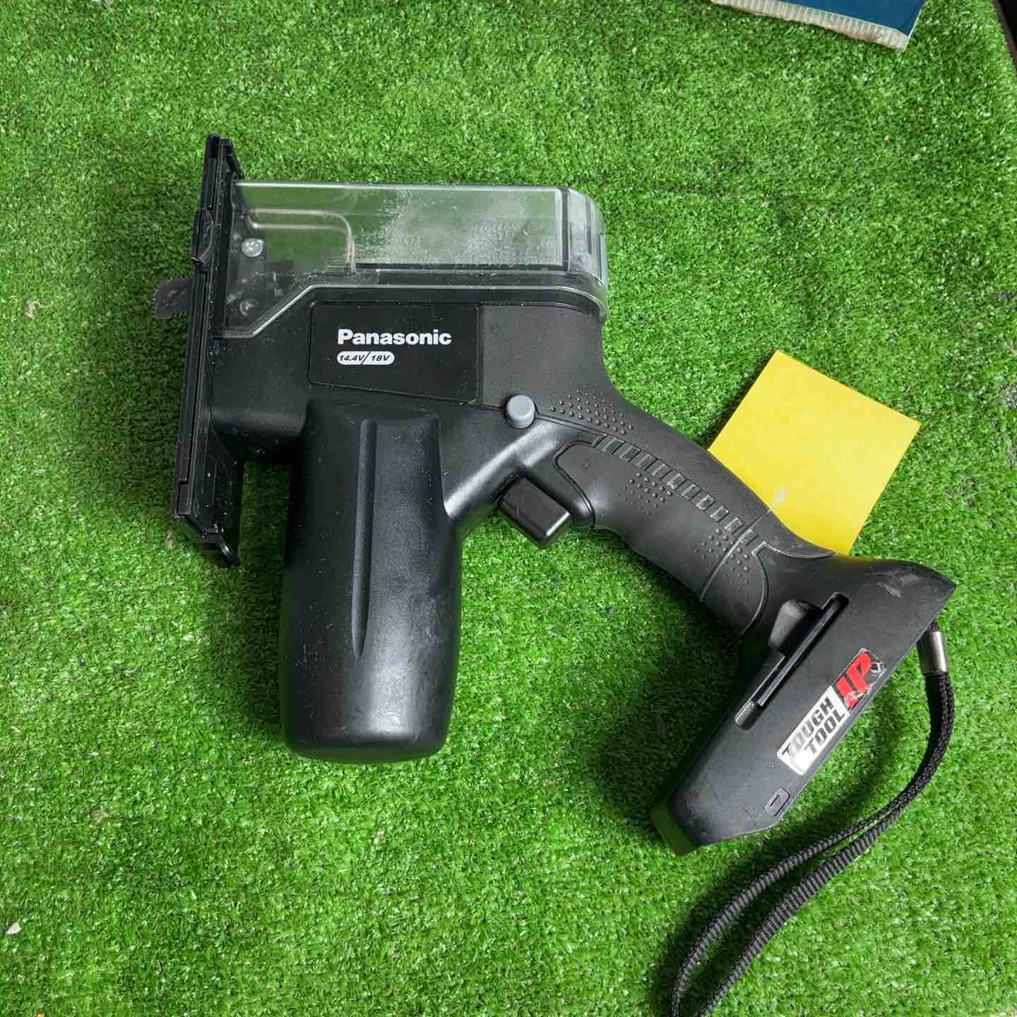 ◇パナソニック(Panasonic) コードレス角穴カッター 本体のみ EZ45A3X-B ボードカッタ【草加店】 11,256円