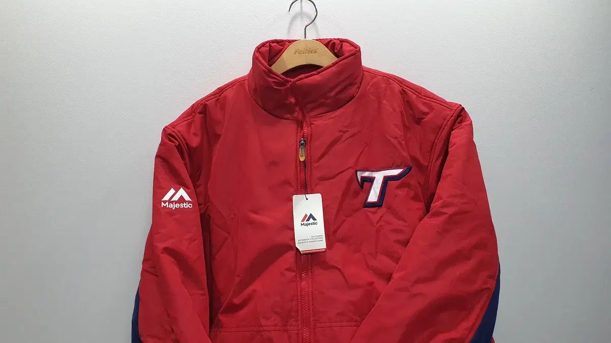 (新品) Majestic KIAタイガース 冬 アウター 120サイズ