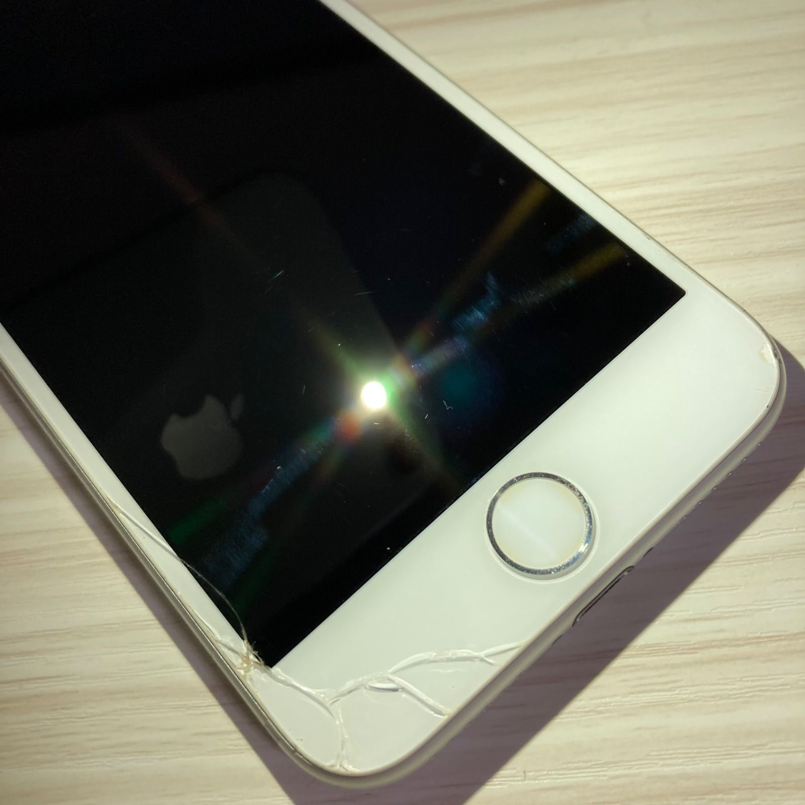 iPhone7 32GB Silver バッテリー75% SIMフリー - メルカリ