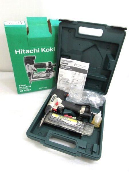 日立工機 HITACHI KOKI 55mm仕上釘打機 NT55M2 エアダスタ付 油さし漏れあり 美品中古■ 21,600円