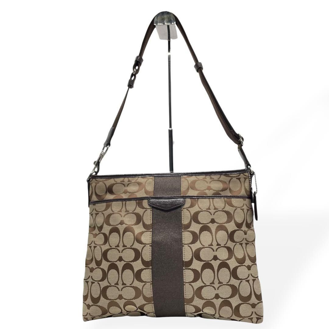 極美品 COACH コーチ ショルダーバッグ シグネチャー ブラウン 斜め 