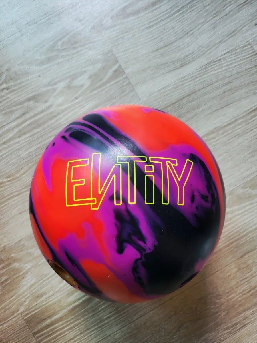 エボナイト(EBONITE) エンティティ ハニーバジャー 2 15p ボーリング 二つ 出品