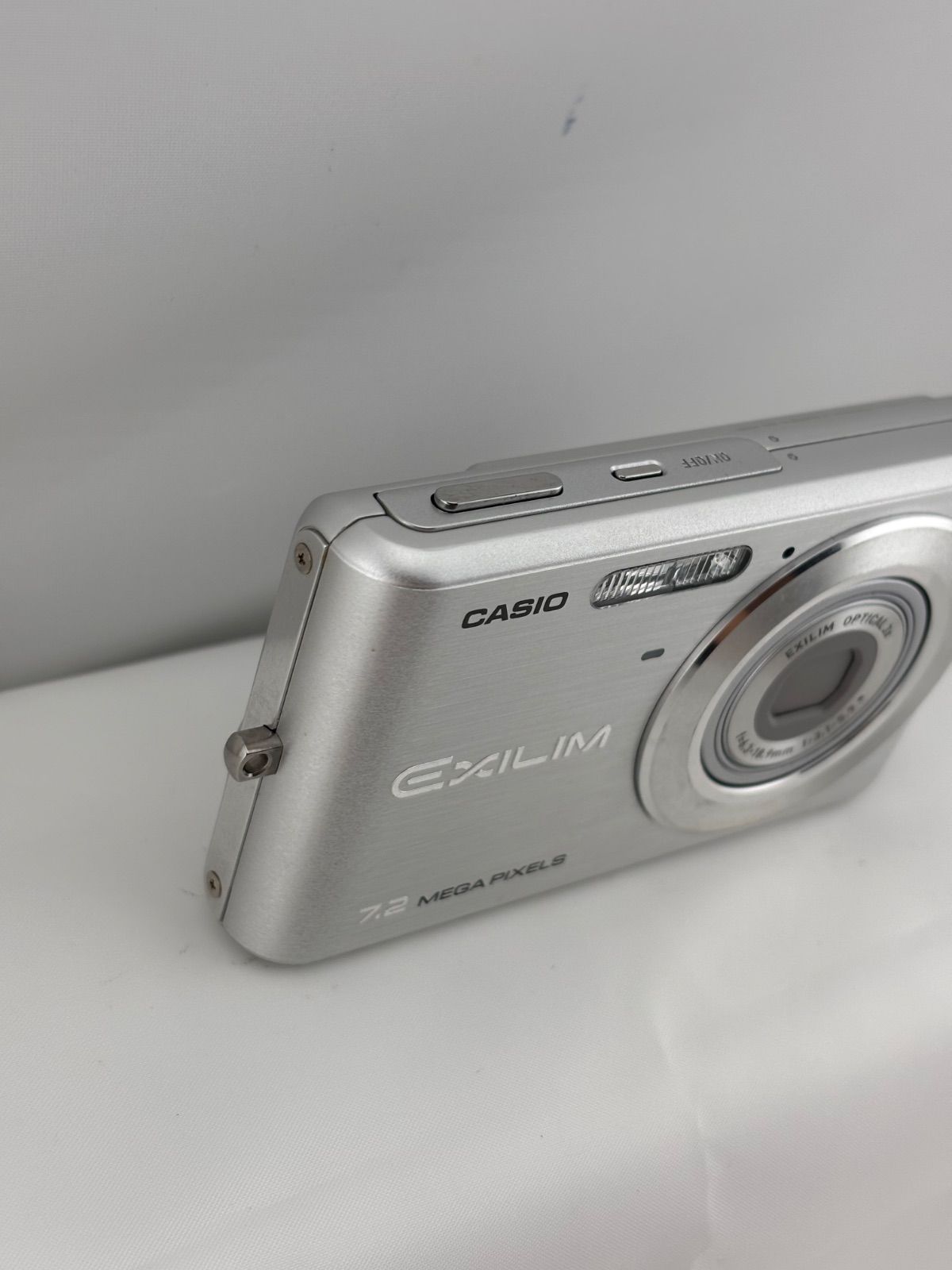 1893【美品、動作確認済み】 CASIO EXILIM EX-Z77 シルバー カシオ