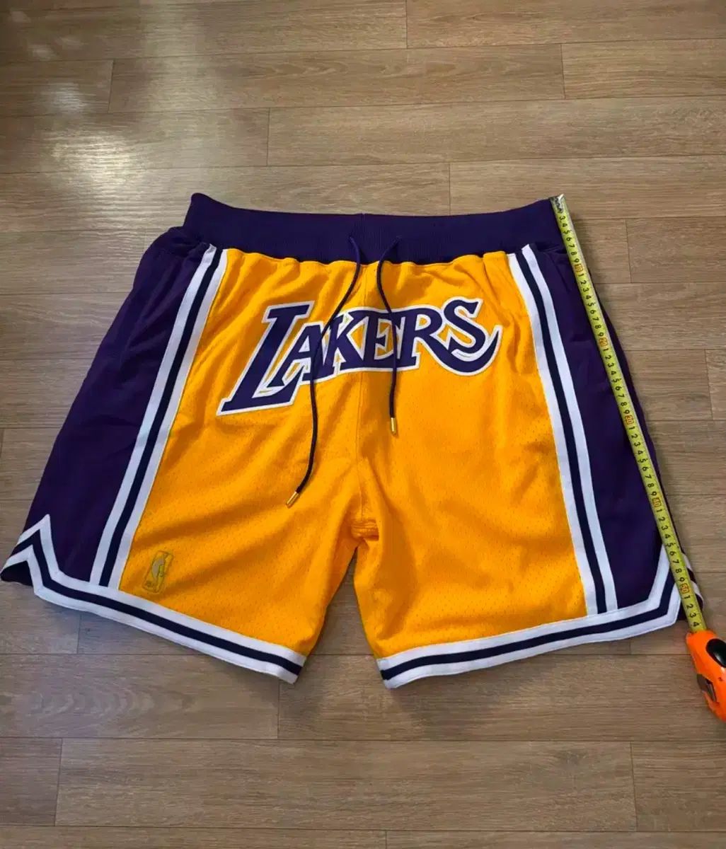 (XXL) Lakers ハーフパンツ