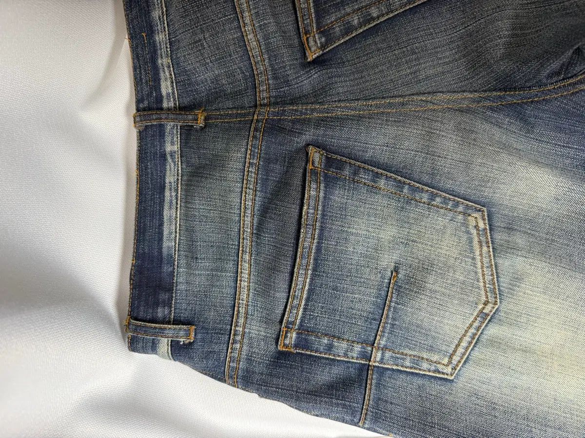 Dior Homme 11 JAKE JEAN (ディオールオム ジェイクジーン) 74,339円
