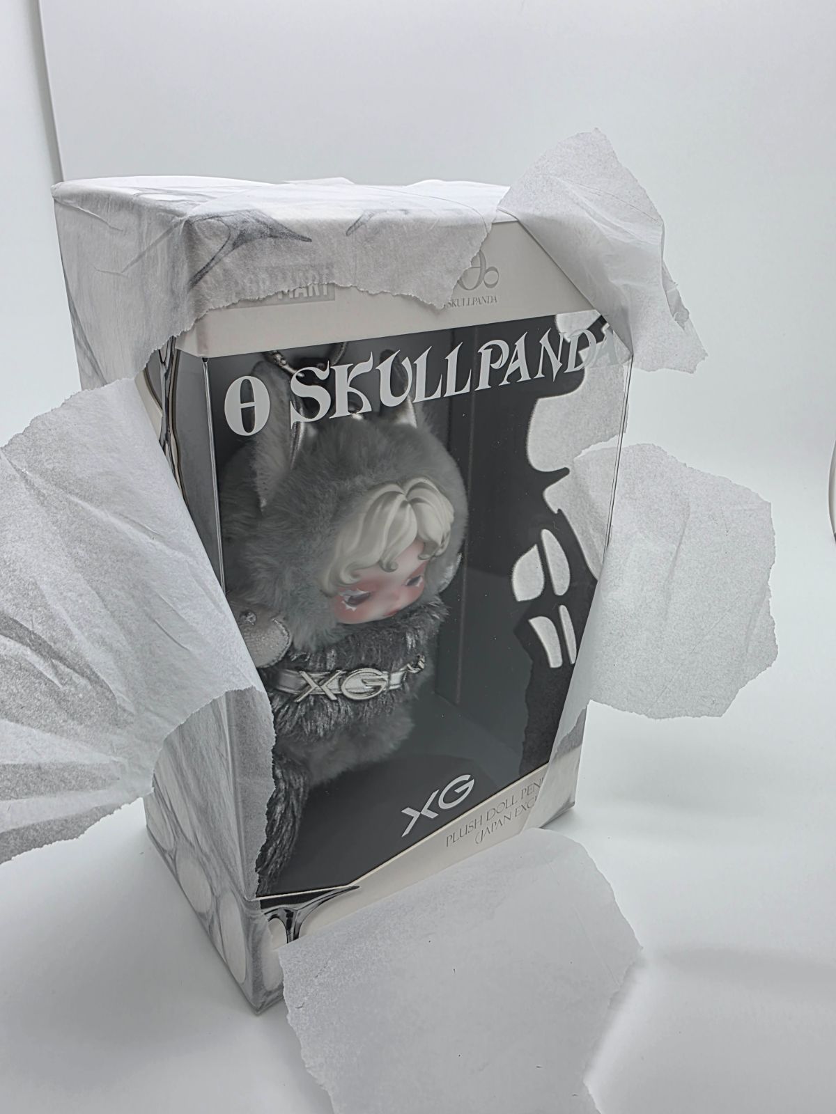 SKULLPANDA XG ぬいぐるみペンダント グレー系 箱付き