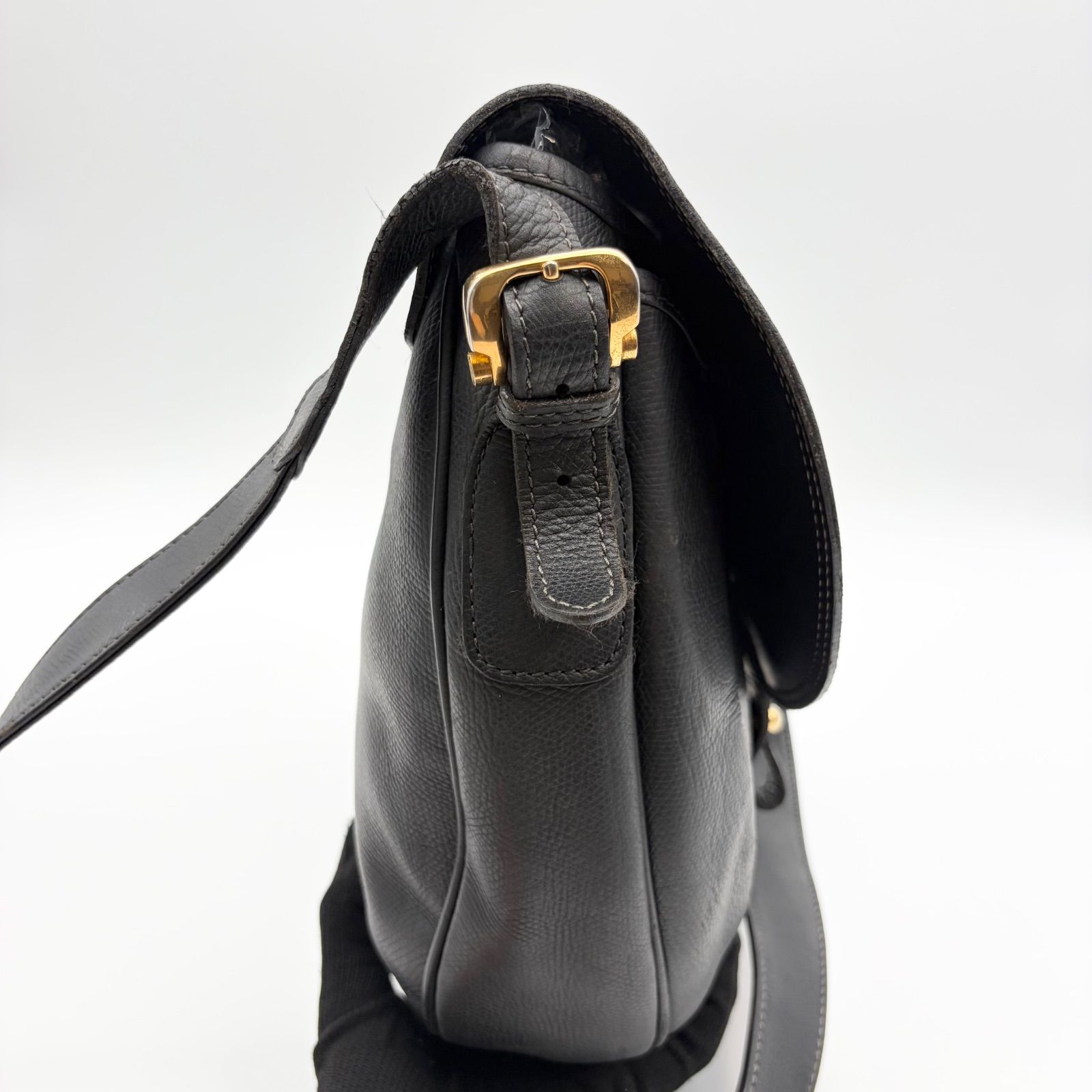 【美品】LOEWE ヴィンテージハーフムーンショルダーバッグ　ブラック LOEWE ロエベ ショルダーバッグ レザー アナグラム ブラック ハーフ