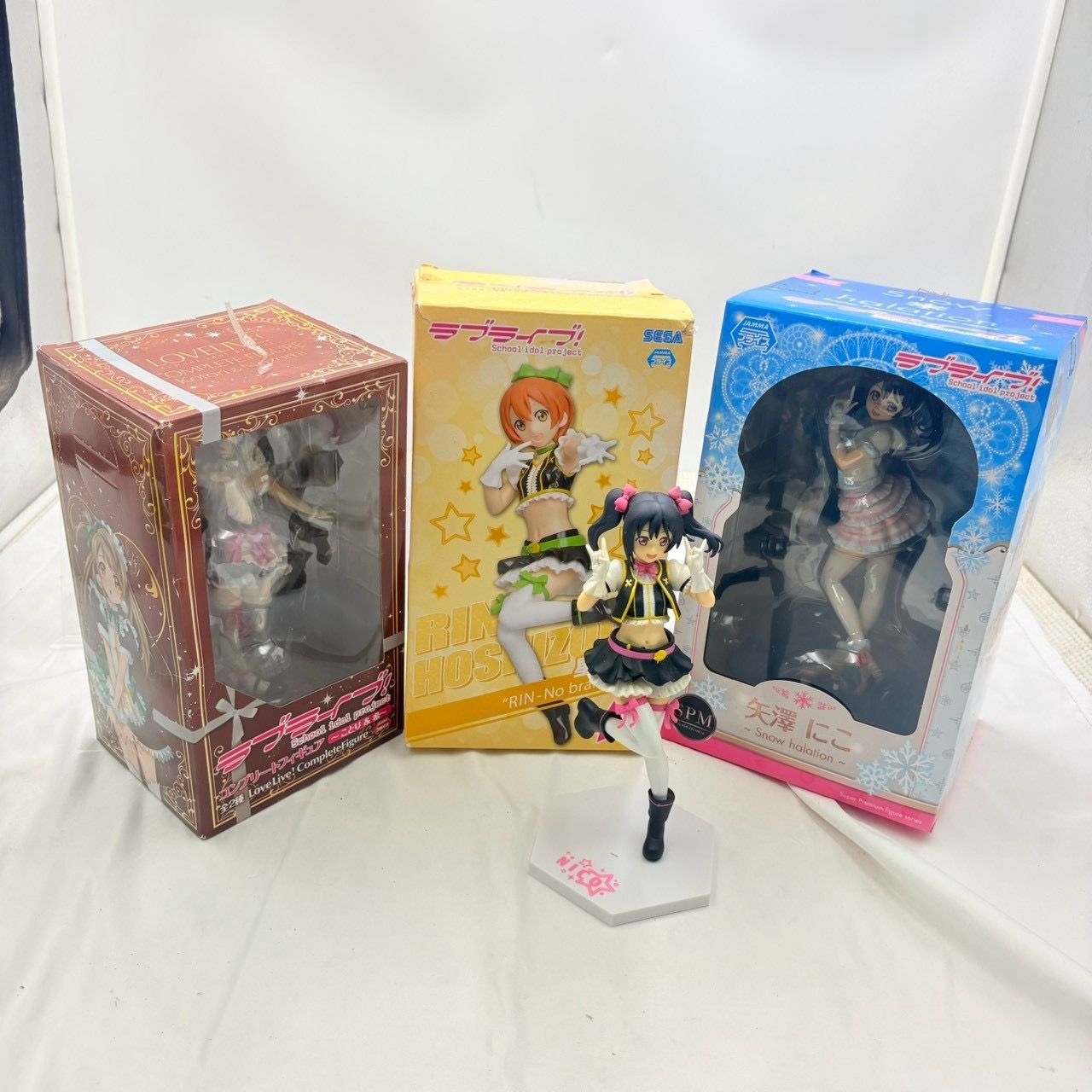【❗️✨μ's人気メンバーをまとめて飾れるフィギュア4点セット✨❗️】ラブライブ！✨矢澤にこ✨Snow halation✨星空凛✨東條希✨フィギュアまとめ✨箱あり・箱なし混在✨簡易清掃済み❗️