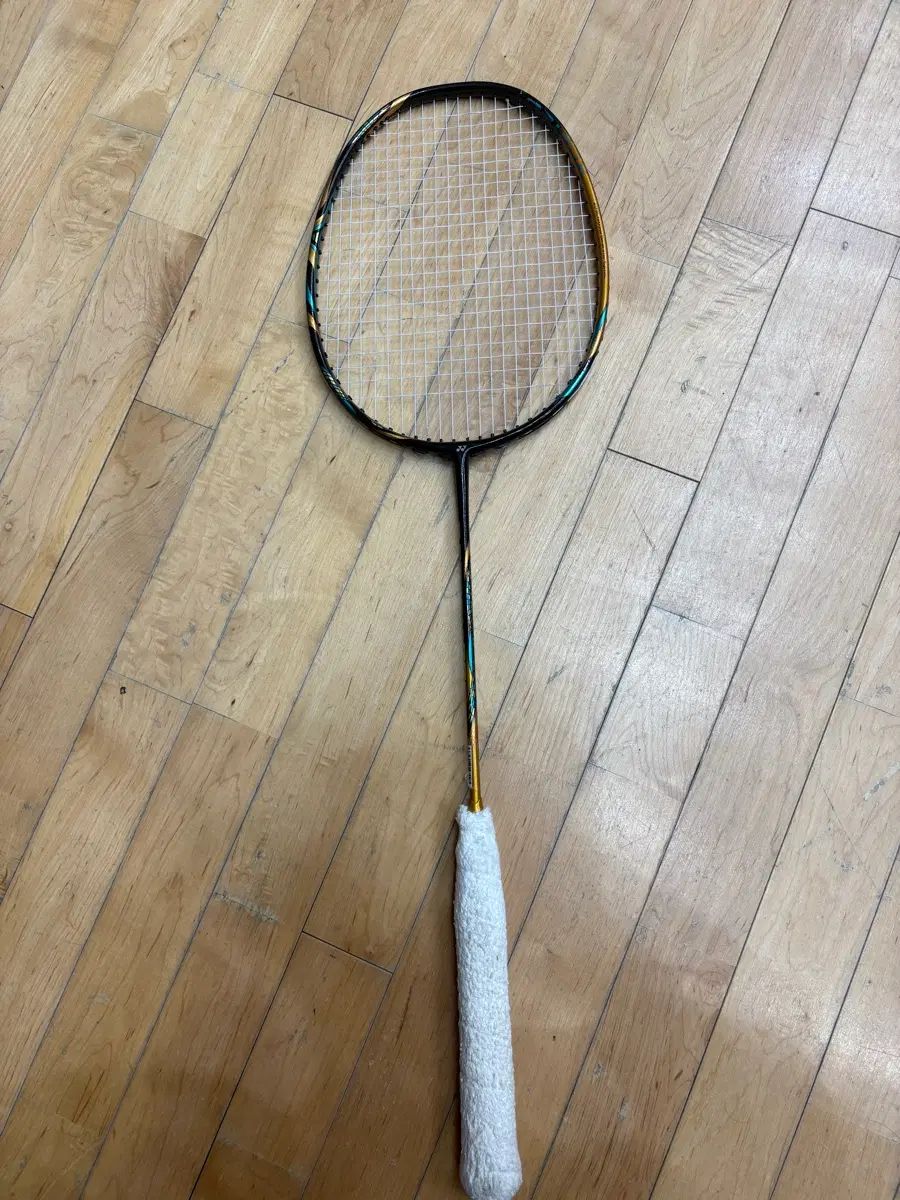 ASTROX88D プロ (실금ラケット)