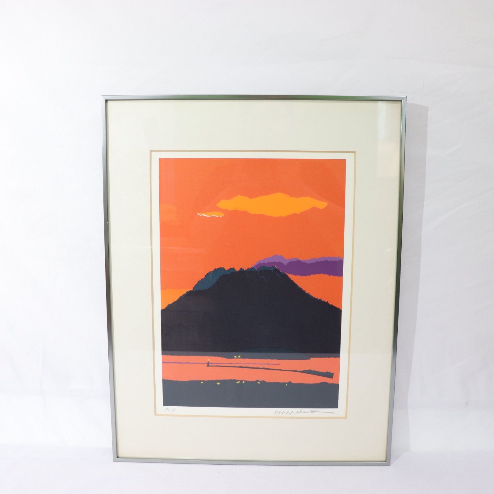 【即日発送】内田正泰 作 A.P.版（作家保存版）シルクスクリーン『夕景の山』鉛筆直筆サイン入り アルミ製モダン額装品 貼り絵原画作品 (幅40mm × 高さ515mm × 奥行き30mm)Bランク 絵画 ラクルアート館 10,073円