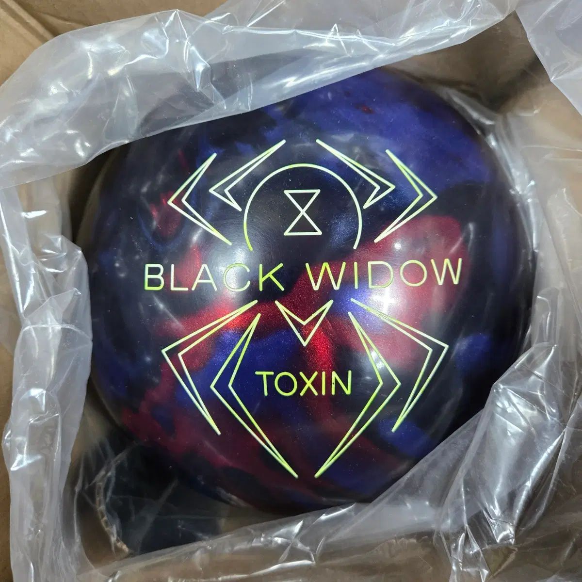 配送無料(※メルカリshop取引では対象外) 14 パウンド 公式球 HAMMER(ハンマー) black widow（ブラックウィドウ） ボツリヌス ハイブリッド 新品 ボーリング