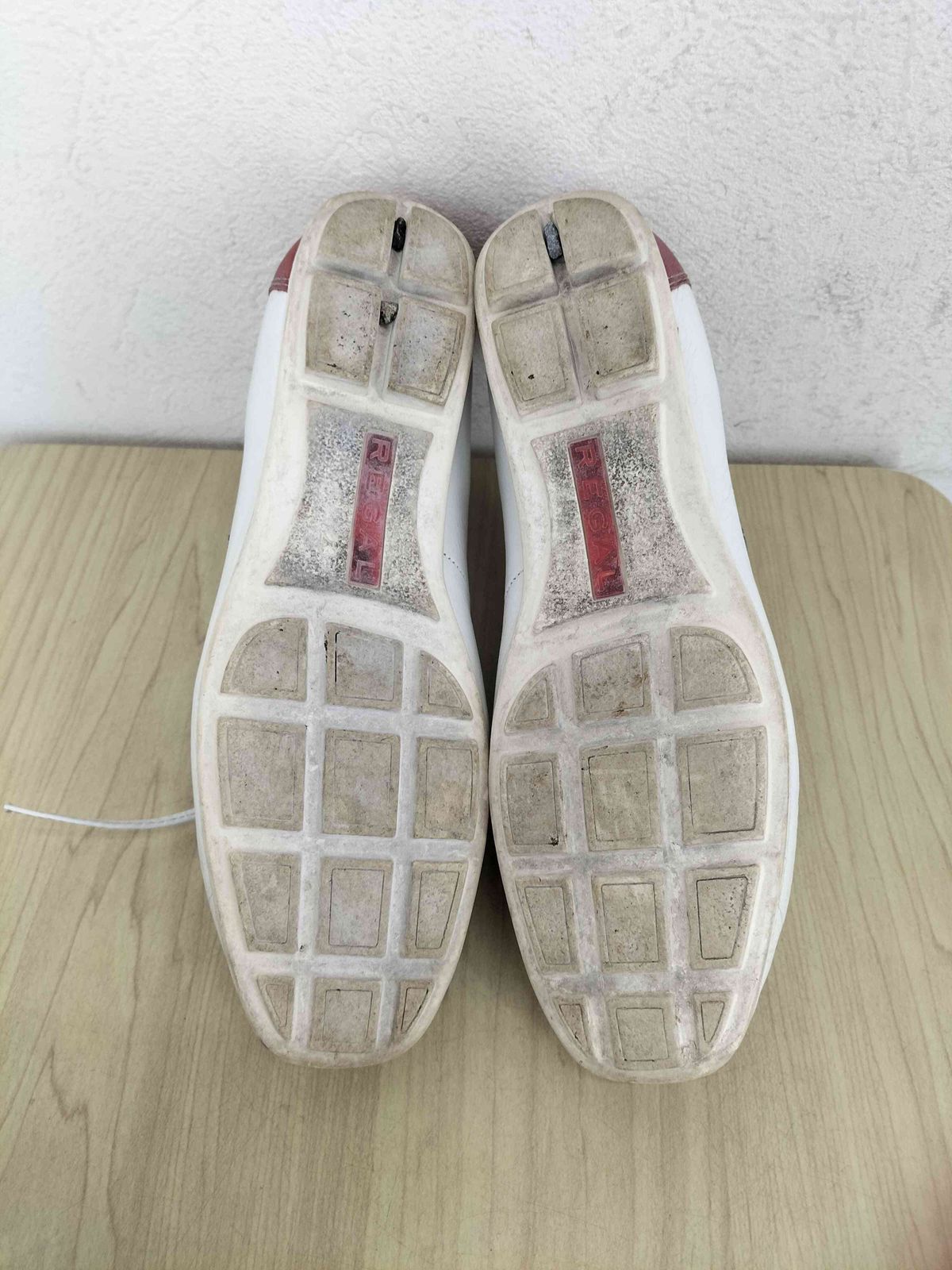 https://assets.mercari-shops-static.com/-/large/plain/2JWTWdh24mDgwEcDv4Pt3T.jpg@jpg