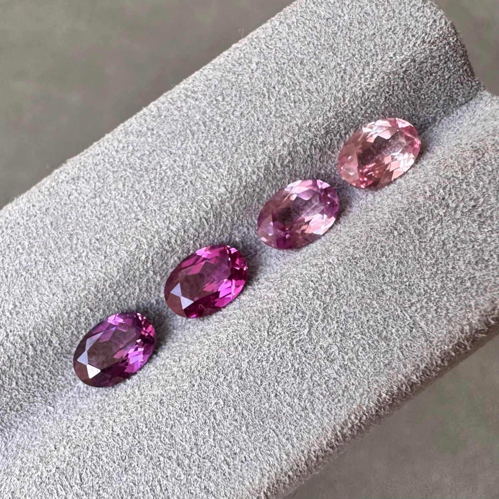 【一点物｜総4.085ct】ローズパープル グラデーション ラボグロウンサファイア 4石セット｜オーバル
