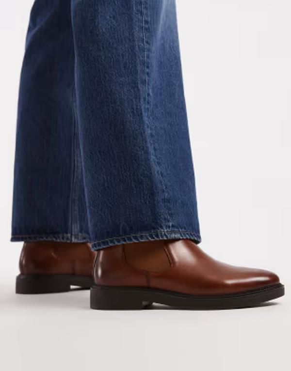 エイソス メンズ シューズ ブーツ・レインブーツ チェルシーブーツ チェルシー レザー ASOS DESIGN chelsea boots in burnished tan leather Tan タ