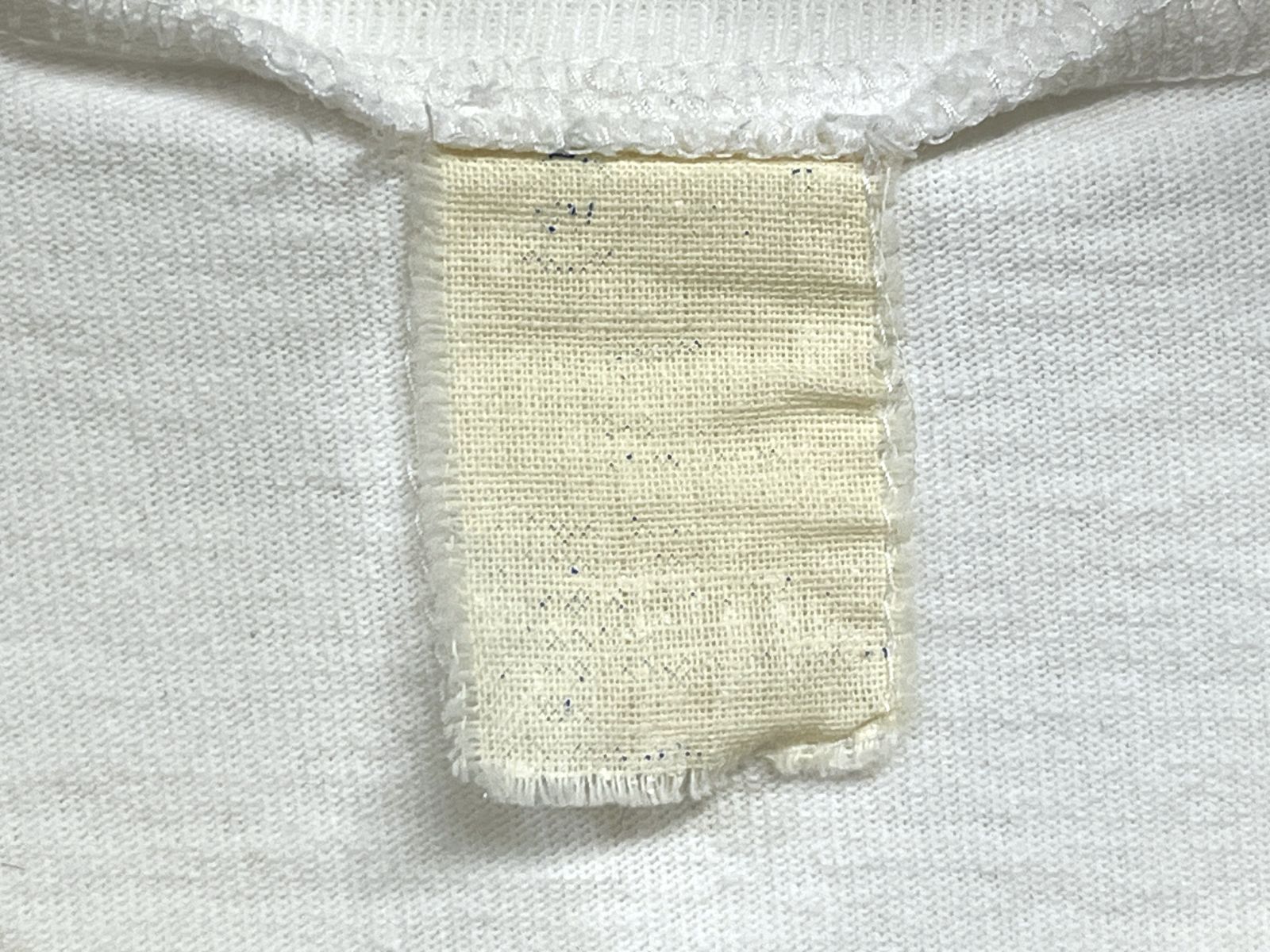 https://assets.mercari-shops-static.com/-/large/plain/2JWUrLqYHevZLH2xWmTzAq.jpg@jpg