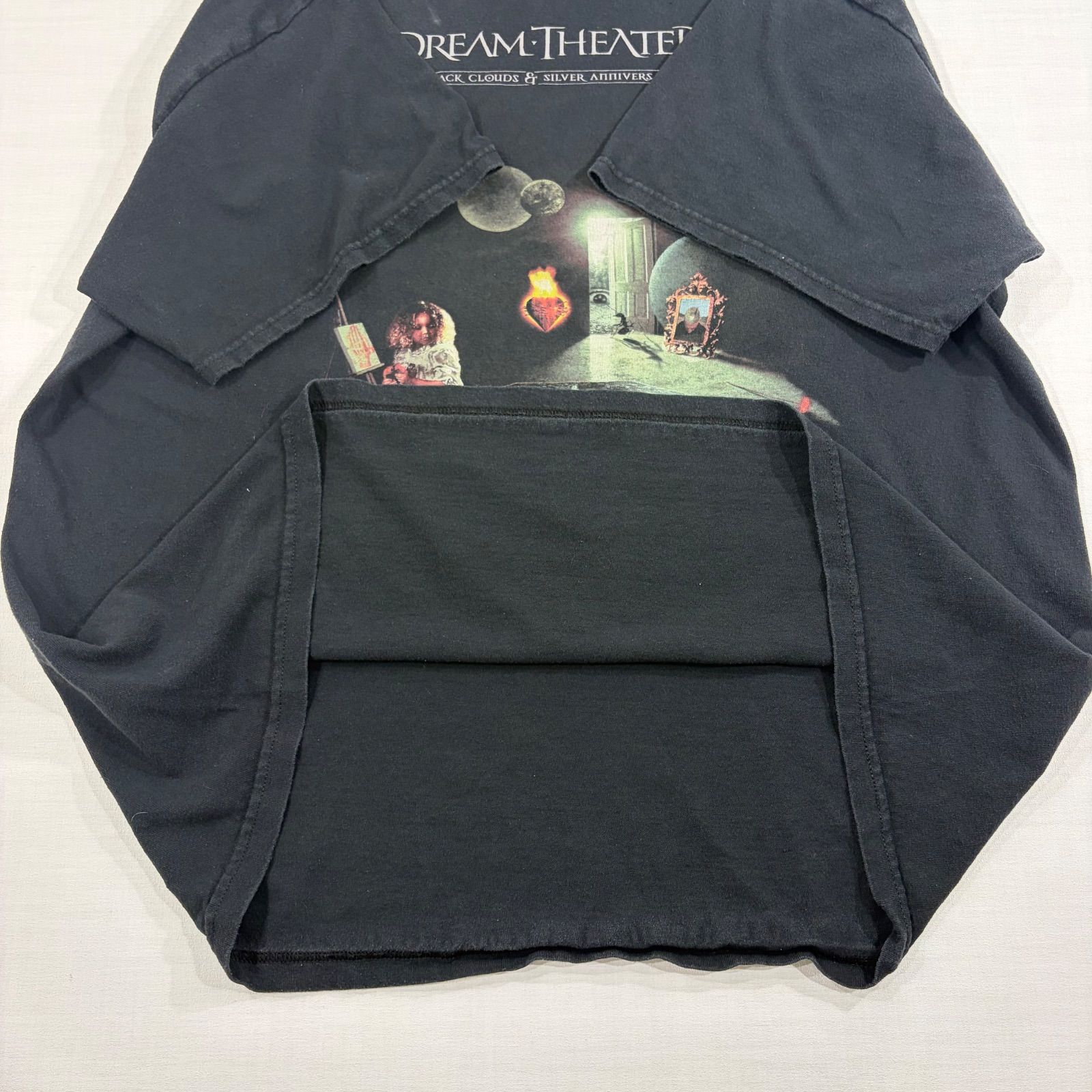 https://assets.mercari-shops-static.com/-/large/plain/2JWUy7zeRaDbbWZStYnGbM.jpg@jpg