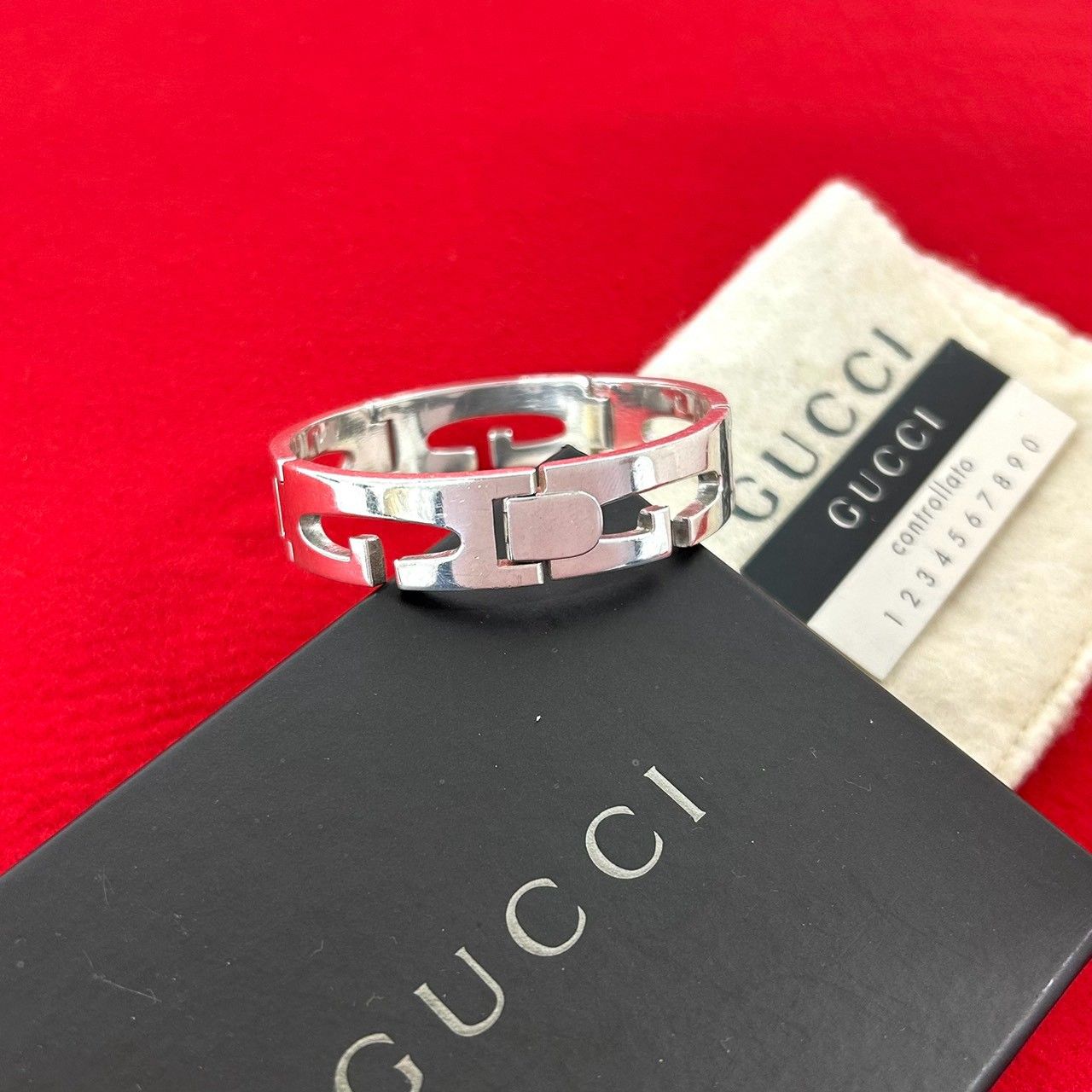 極 美品 箱付き GUCCI グッチ カットアウト G シルバー925