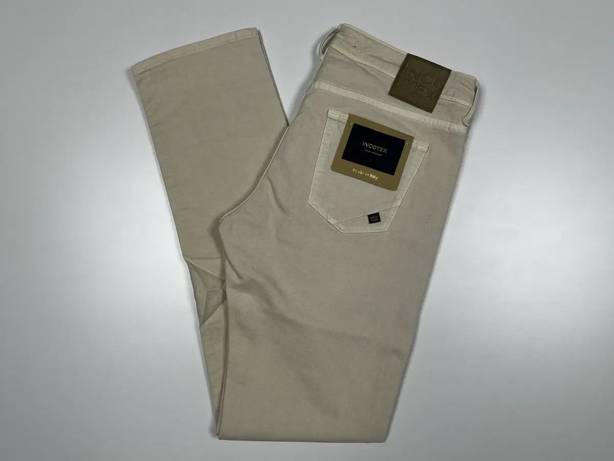 インコテックス デニム チノパンツ / 33サイズ / 新品