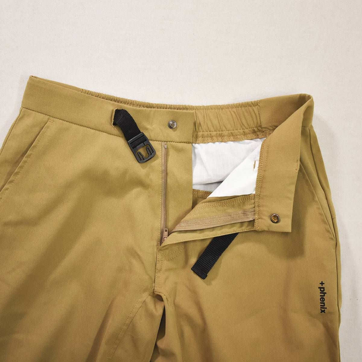 https://assets.mercari-shops-static.com/-/large/plain/2JWVbs2WocMhZaNwaZvGvP.jpg@jpg
