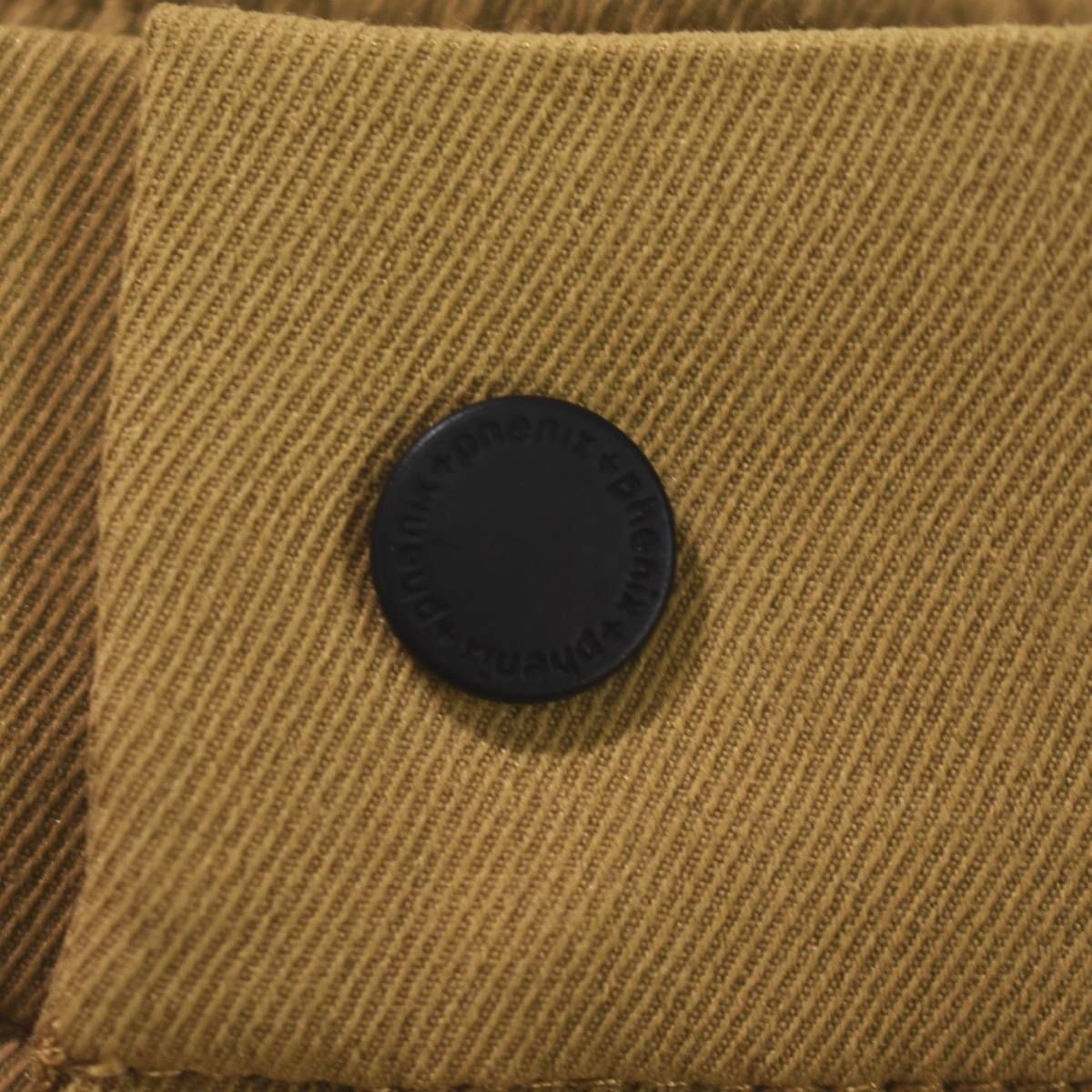 https://assets.mercari-shops-static.com/-/large/plain/2JWVbs2Y67W9DVYEv7pjFw.jpg@jpg