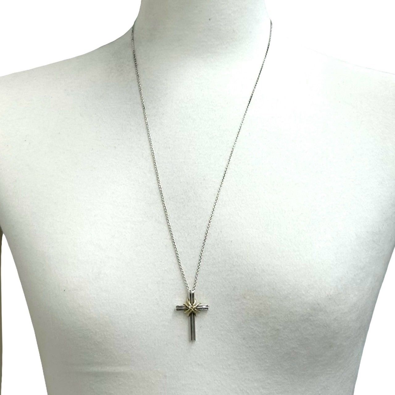 極 美品 TIFFANY&Co. ティファニー シグネチャー クロス ネックレス