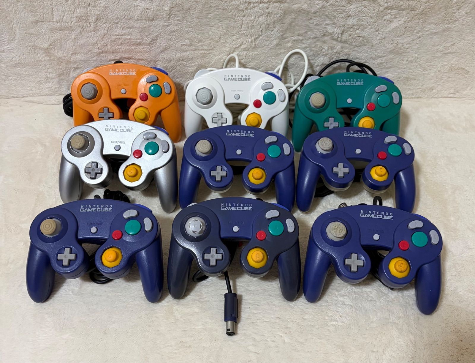 ニンテンドーゲームキューブ コントローラー まとめ売り 9個 - メルカリ