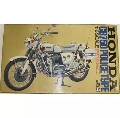 【中古】プラモデル 1/6 ホンダドリーム CB750FOUR ポリスタイプ 「ビッグスケールシリーズ No.4」 ディスプレイモデル [BS0604]