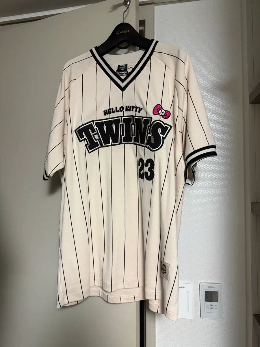 LGツインズ タニング キティ ジャージ 95 オースティン 13,492円