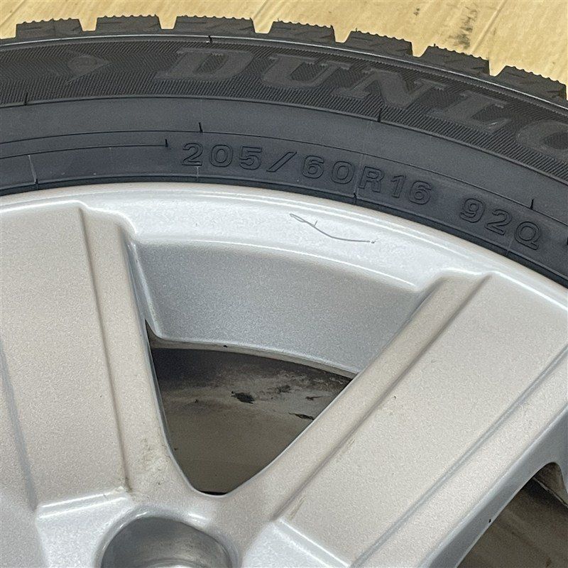 新品 205/60R16 ダンロップ WM02 2025年製 ☆ 70ノア ヴォクシー 純正