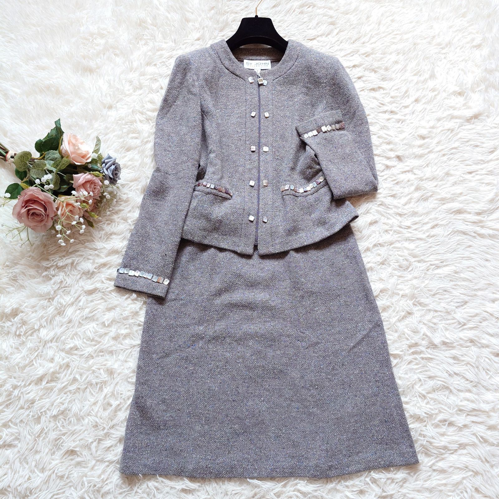 美品】ST. JOHN セントジョン 装飾 ビジュー ニット ツイード