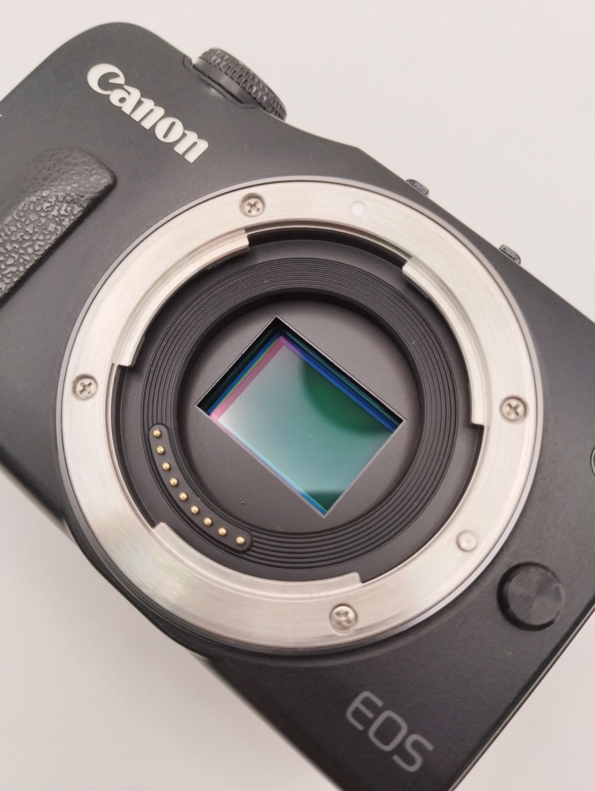 Canon EOS M ミラーレスデジタル一眼レフカメラ（ブラック） EF-M 18