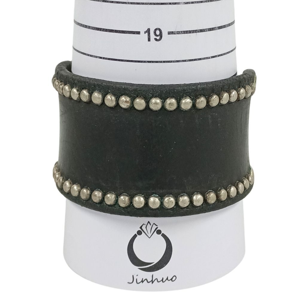 ウルフズヘッド 50mm スタッズ レザーブレスレット ブラック 正規品